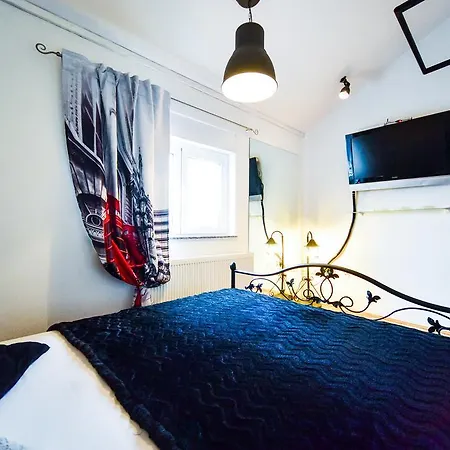 Ksenija アパート