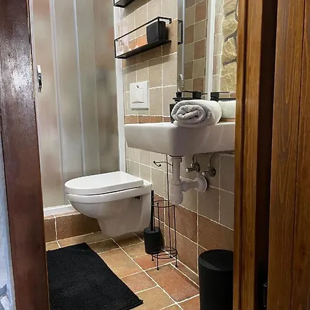 Ksenija Apartment *